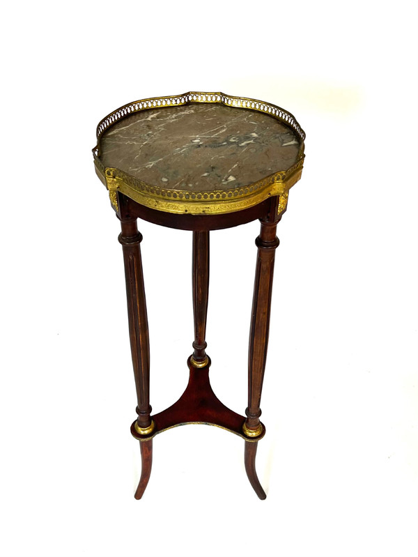 Sellette haute de style Louis XVI, acajou, marbre et laiton. Epoque Napoléon
