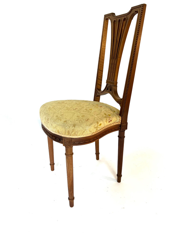 Paire de chaises d'appoint style Louis XVI