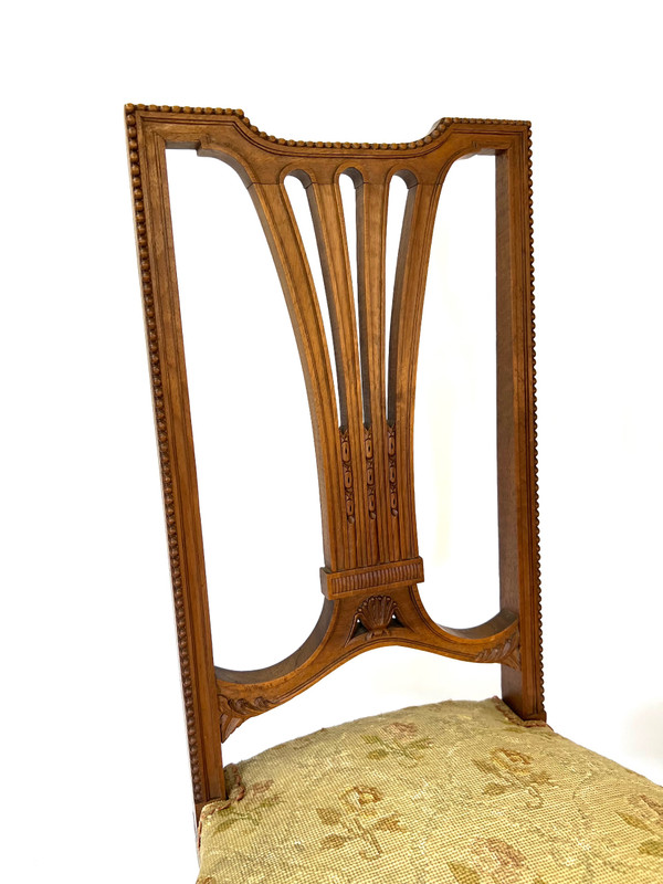Paire de chaises d'appoint style Louis XVI