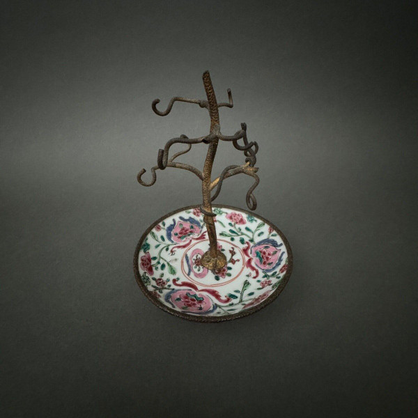 19th century bronze watch holder with naturalist decor and porcelain cup China