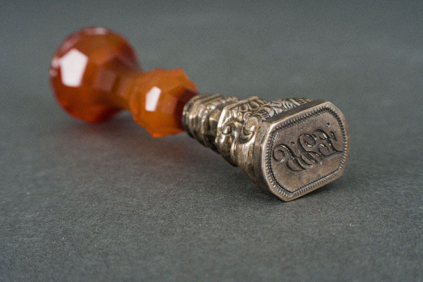 Cachet en pierre dure agate et argent monogramme fin XIXe