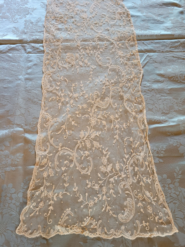 Etole en tulle brodé, époque vers 1900