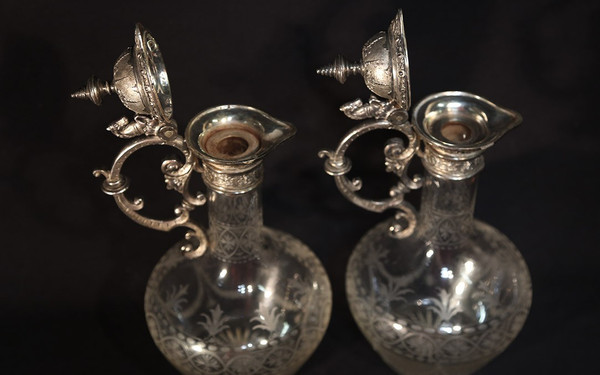 Coppia di brocche e decanter in cristallo e argento, XIX secolo