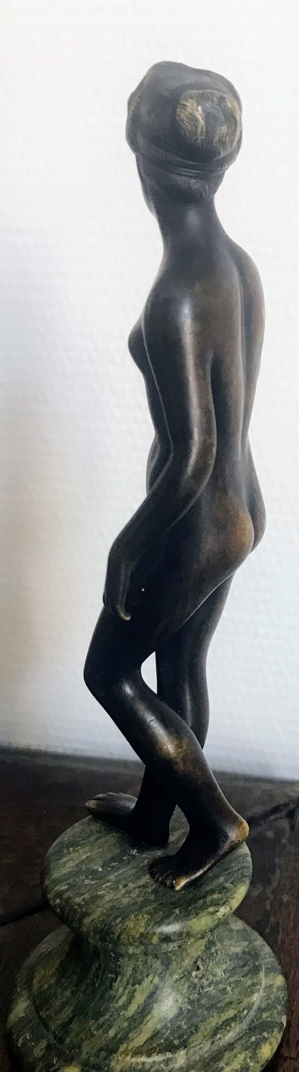 Venus with golden apple , Italy 17th century