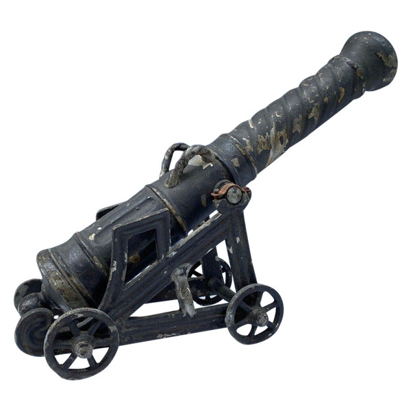 Canon en fonte de fer fin XIXe patine d'origine