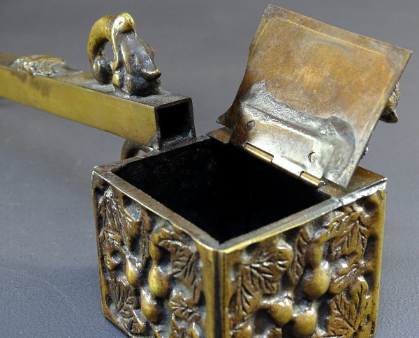 Japan, 1930s/1950s, Bronze inkwell with relief decoration of a figure and a dragon.
