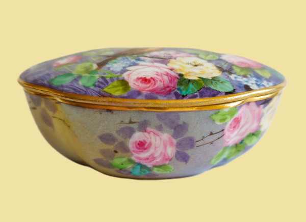 Hand Painted Porcelain Box Decorated With Birds And Roses 1900