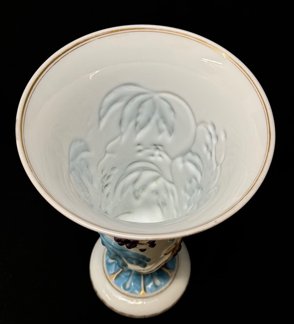 Baccarat - Vase En Opaline Modèle Guirlande De Vigne Vierge