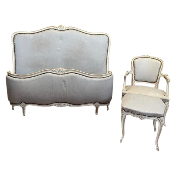 Letto a cesto in stile Luigi XV e poltrona Luigi XV dipinta