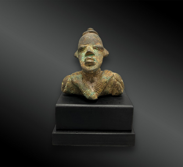 Bust of a Deity - Inner Niger Delta, Mali - 18th Century or Earlier
