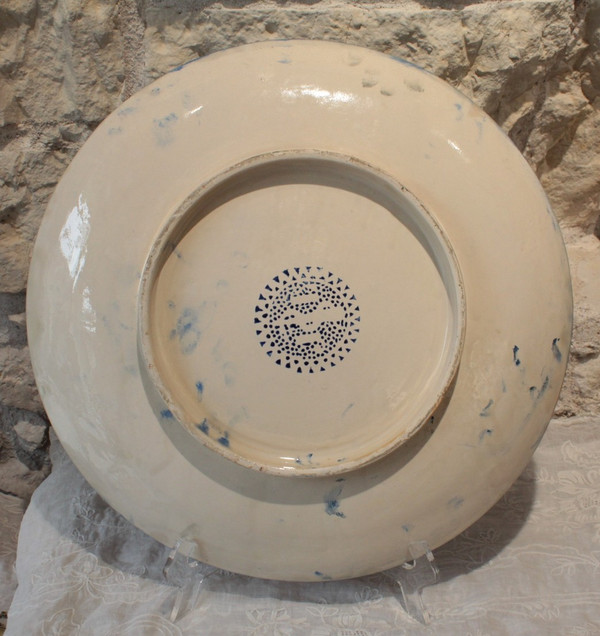 Grand plat de présentation en faïence de Premières, Jules Lavalle (1860-1880)