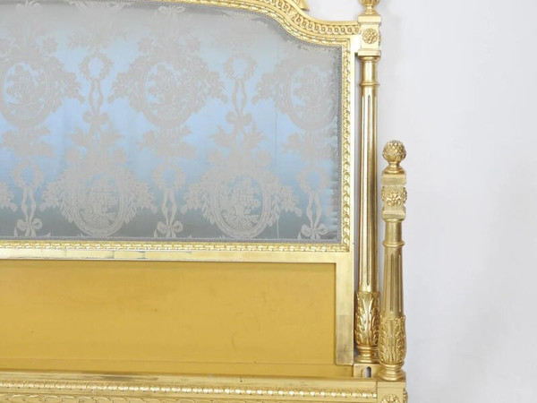 Letto in stile Luigi XVI in legno dorato