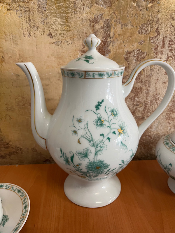 Bernardaud Peking coffee set