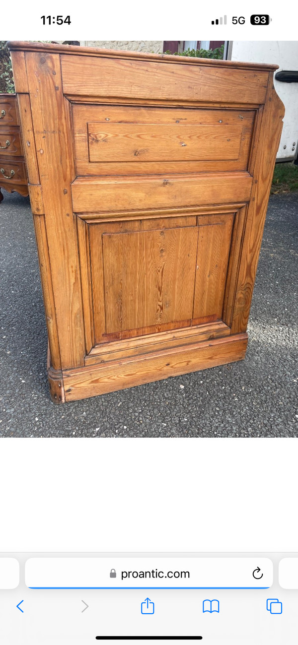 Pine Grocery Counter, 19th century