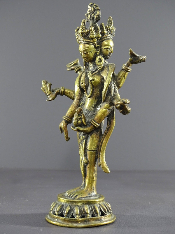 Sino-Tibetan Art, Mid-20th Century, Statue Of The Goddess Avalokiteshvara, Bodhisattva.