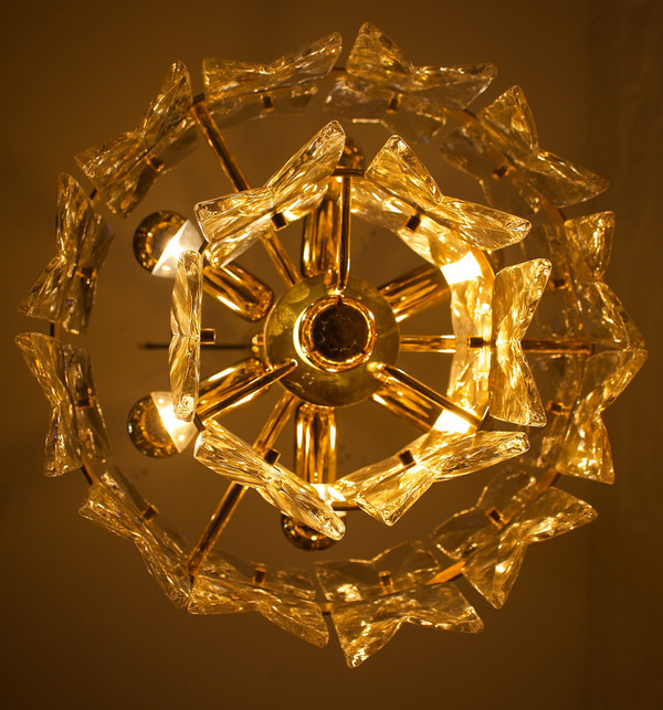 Lustre laiton doré et cristal “Corina”, Kalmar.