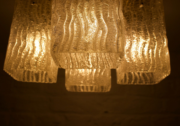 Plafoniera ottagonale di Murano.