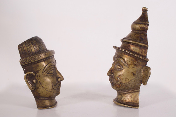 Paire de Mukhalinga, Inde.