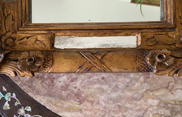 Miroir à parecloses bois doré 