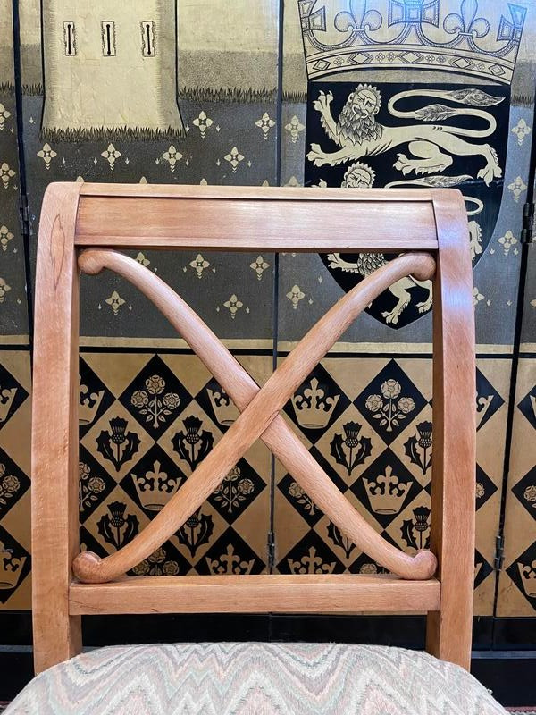 Suite de 9 chaises de style Louis XVI-Directoire