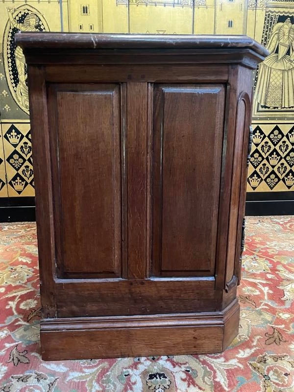Jagd-Sideboard aus Louis XIV-Eiche
