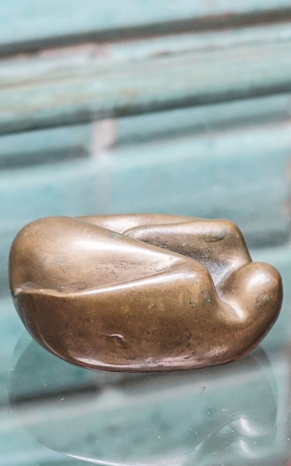 Small sculpture Woman in Bronze 1983