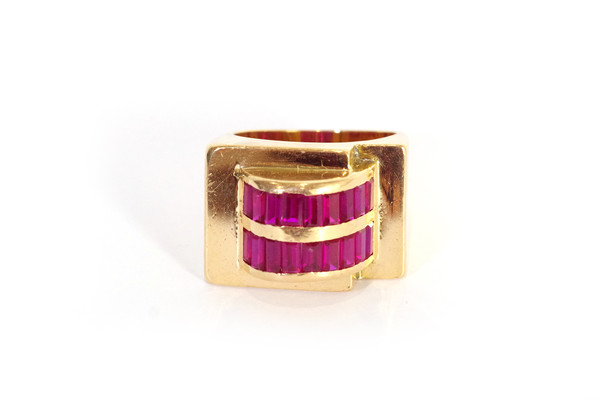 Bague Tank rubis en or 18 karats, rubis de synthèse, bijou ancien, bague tank, bijou rétro