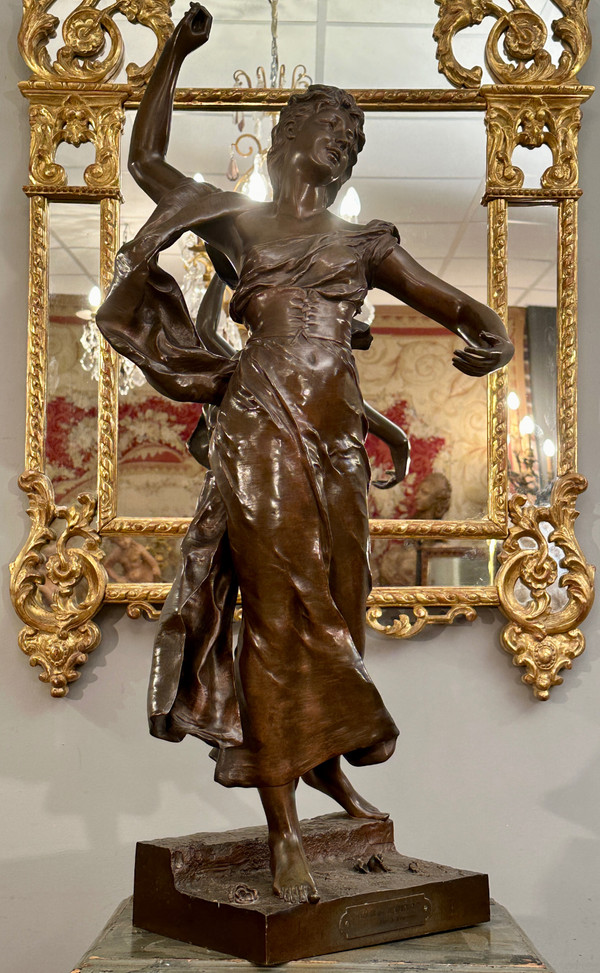 Grande scultura in bronzo Fête Des Fleurs di Alexandre Levasseur del XIX secolo (90 cm)
