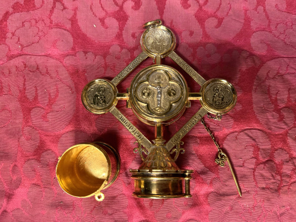 Vermeil Pyxis and Custode - 19th century