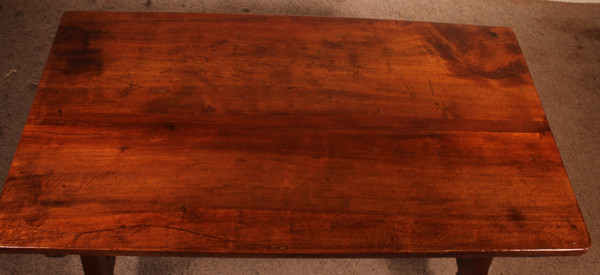Table Espagnole En Noyer Du 17° Siècle