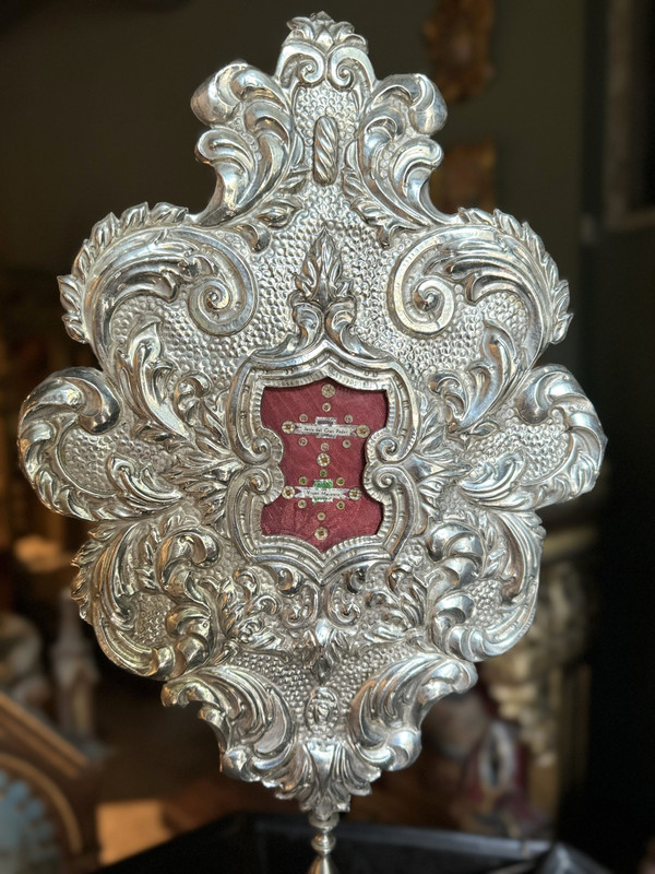 Reliquary Monstrance In Silvered And Repoussé Copper - Spain - 19th century