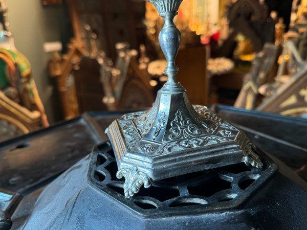 Reliquary Monstrance In Silvered And Repoussé Copper - Spain - 19th century