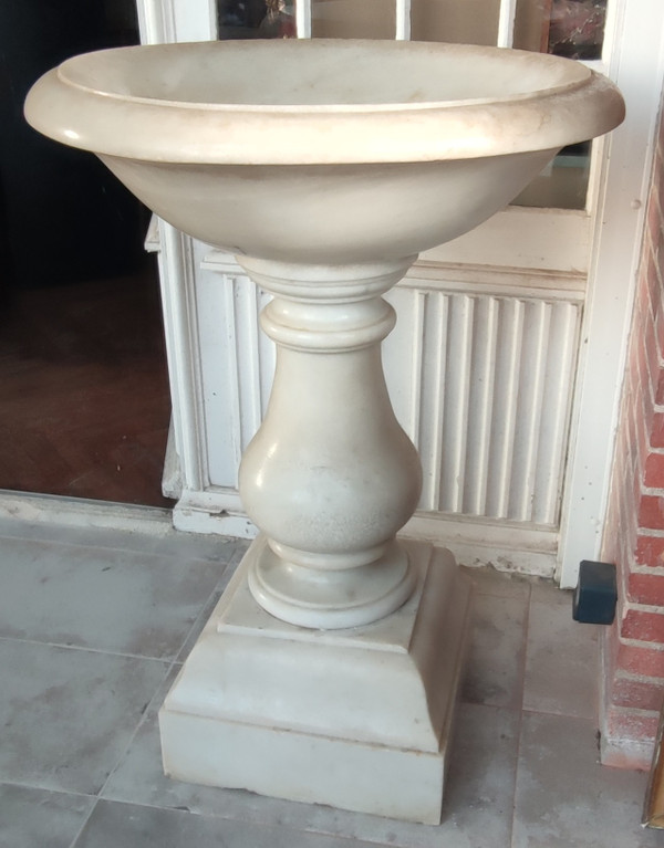 Antique large stoup Carrara marble