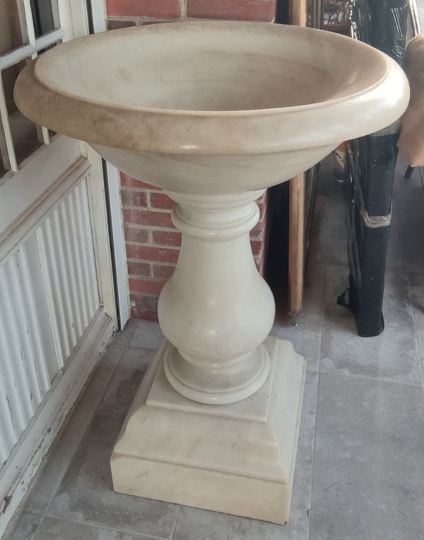 Antique large stoup Carrara marble