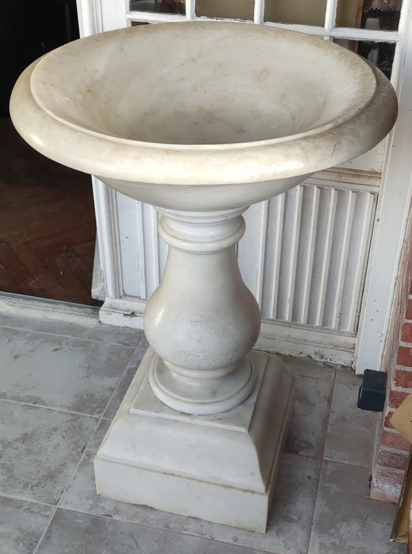 Antique large stoup Carrara marble