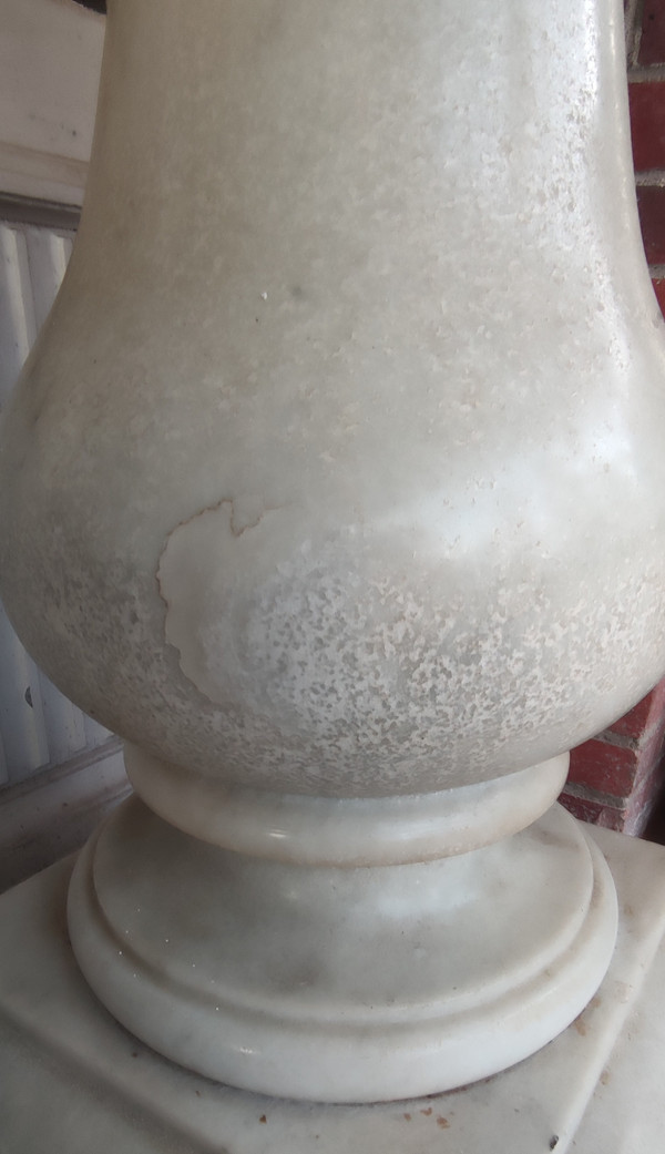 Antique large stoup Carrara marble