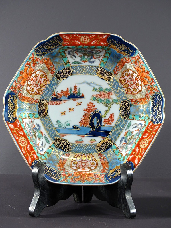 Japan, 1950s, Pair Of Hexagonal Porcelain Cups Decorated With Pagodas.