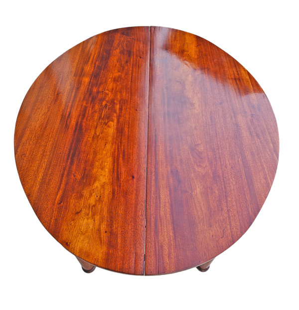 Très Grande Table à Bandeau 8 Pieds Colonne époque Empire