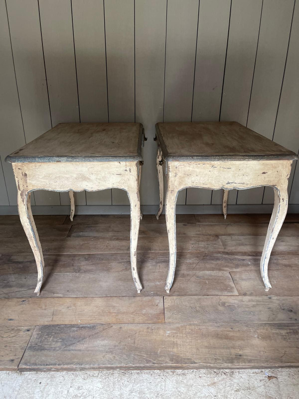 Table bureau ( paire) Louis XV 2 tiroirs datant de la fin du 19e siècle patine 