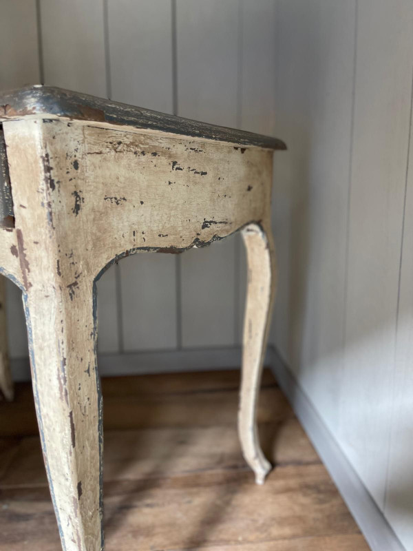 Table bureau ( paire) Louis XV 2 tiroirs datant de la fin du 19e siècle patine 