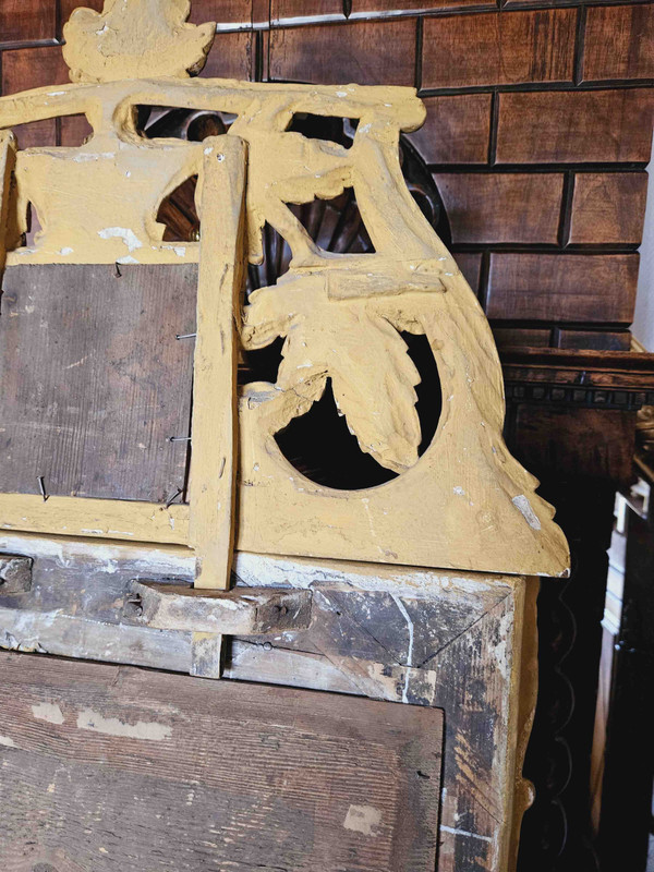 Miroir En Bois Doré à Parcloses époque XVIIIème 50x96 Cm