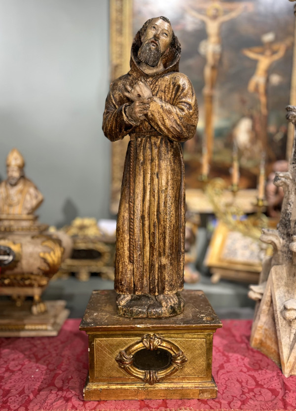 Reliquary Base In Carved And Gilded Wood - 17th century