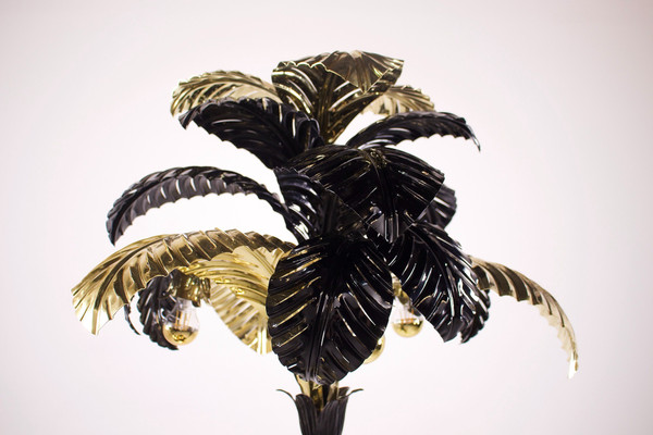 Grande lampada da terra XXL a forma di palma in nero e oro, Hans Kögl.