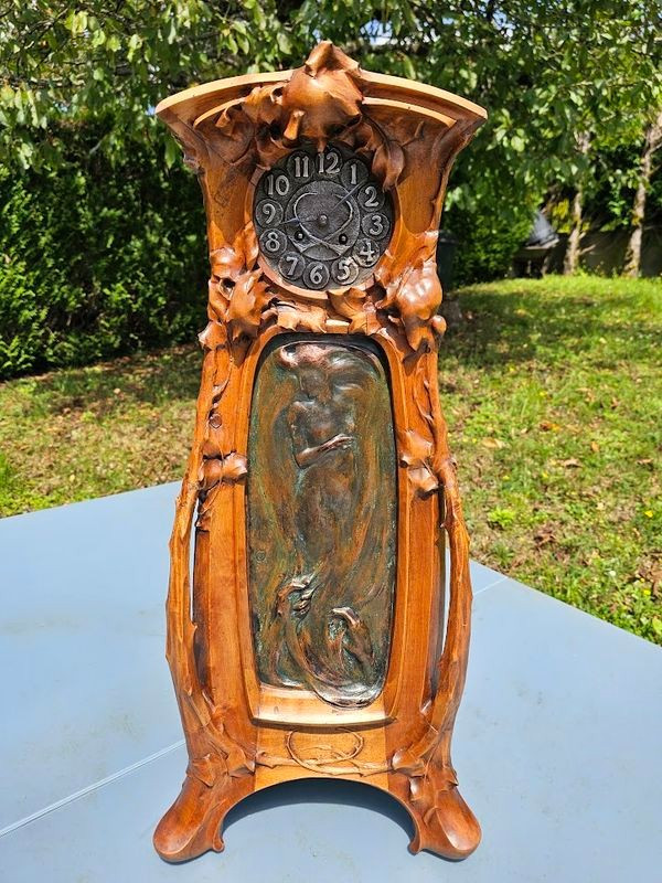 Edmond Achille Crépin and Alexandre Charpentier Important Art Nouveau Clock