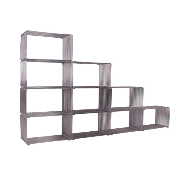 Pantonova “wire cube”, Verner Panton shelf.