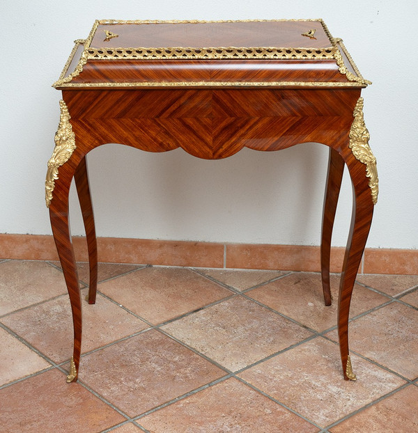 Fioriera Napoleone III Francese con Piatti in Porcellana di Sèvres del XIX secolo