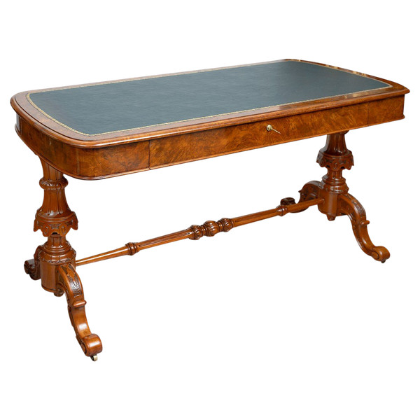 Bureau Ancienne En Noyer Angleterre 19ème Siècle.