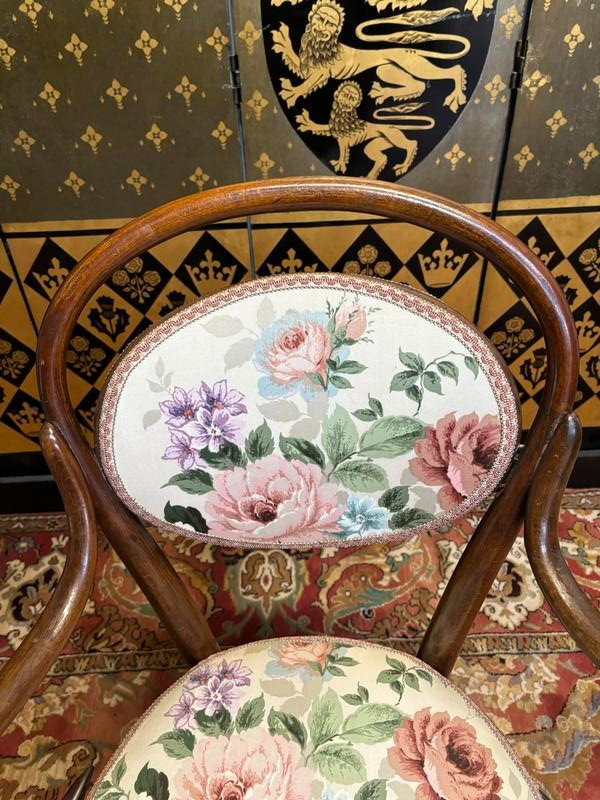 Kohn armchair no15