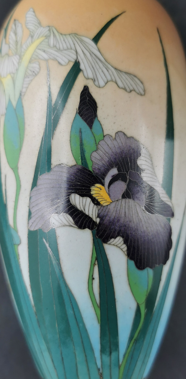 pair of small cloisonné vases, Japan
