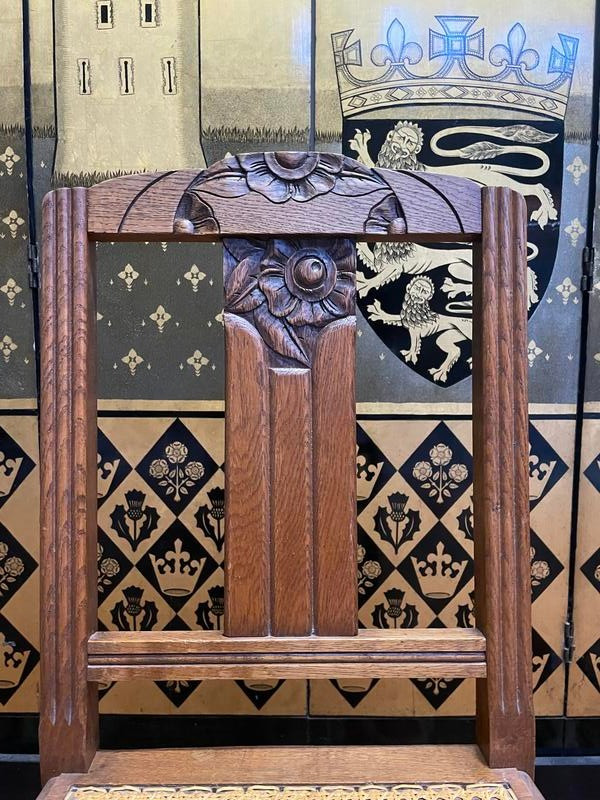 Suite de 6 chaises époque Art Déco en chêne et cannage - cannées 